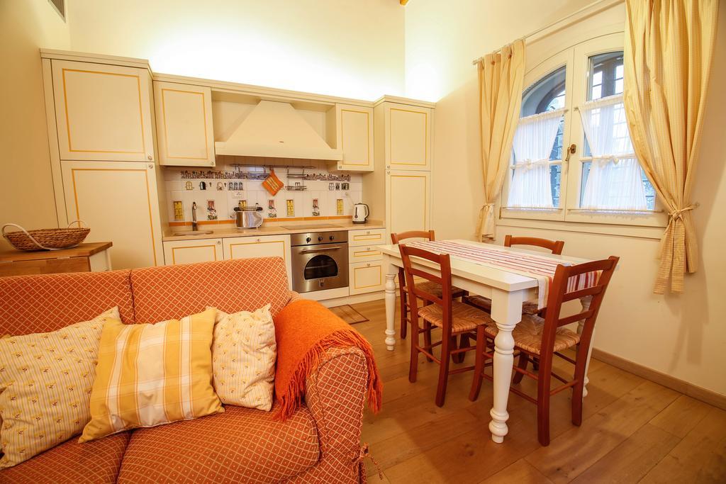 Casa Montecuccoli Montelupo Fiorentino Rom bilde